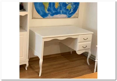 Письменный стол из массива бука Авиньон